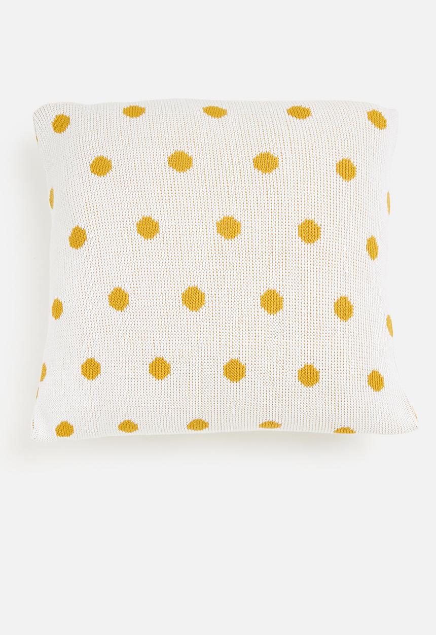 Sixth Floor - Lotty knit cushion cover - white & mustard
