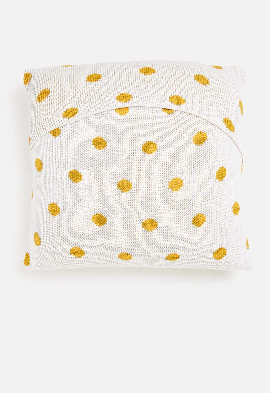 Sixth Floor - Lotty knit cushion cover - white & mustard