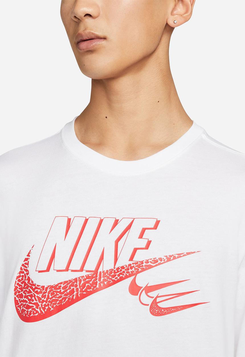 Nike - NSW Futura 3 Long Sleeve T-Shirt - white