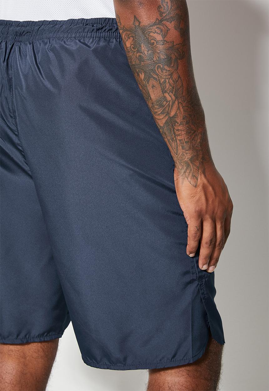 Superbalist - Knee length gym shorts - navy