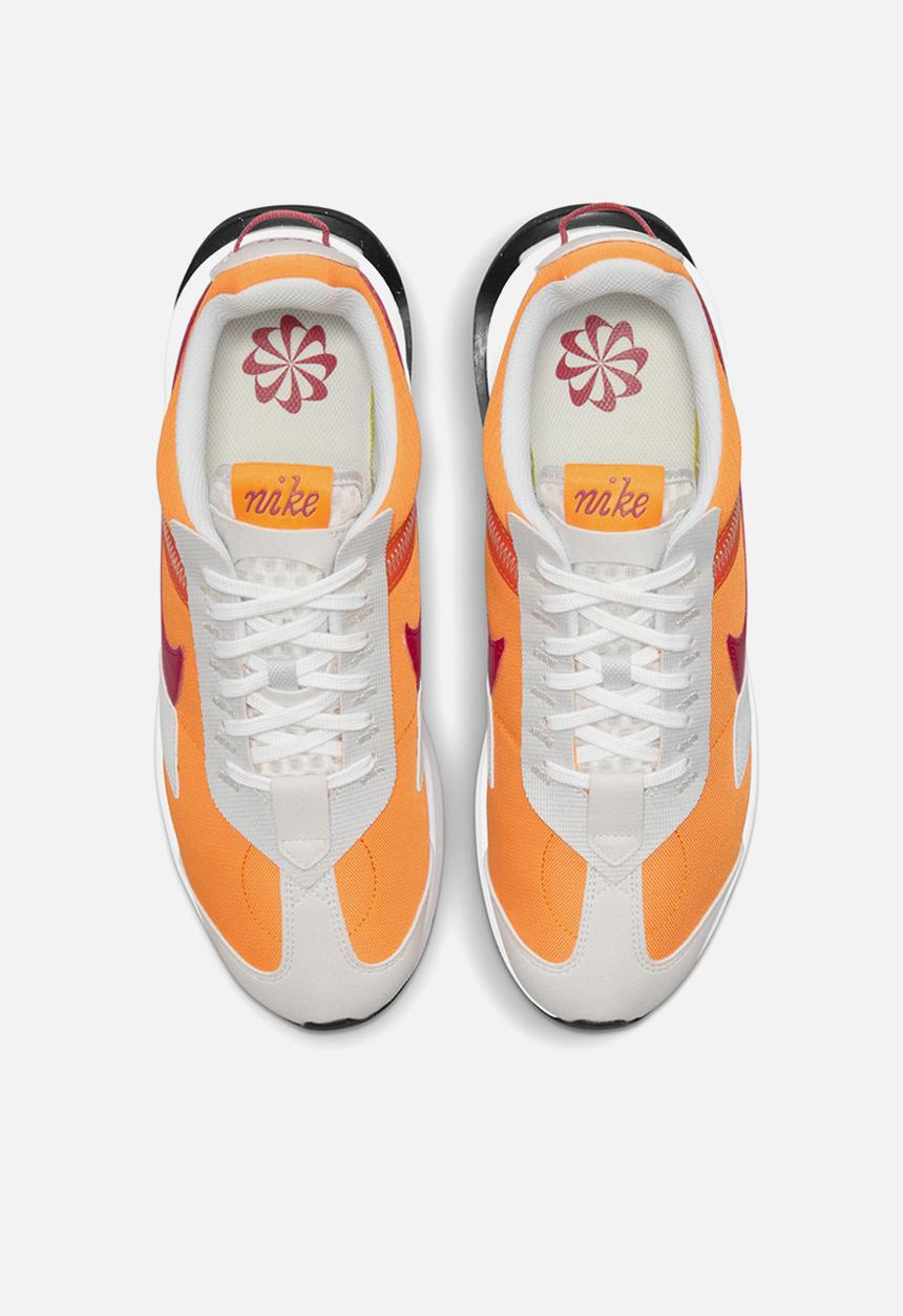 Nike - Air max pre-day - kumquat/pomegranate-photon dust-white