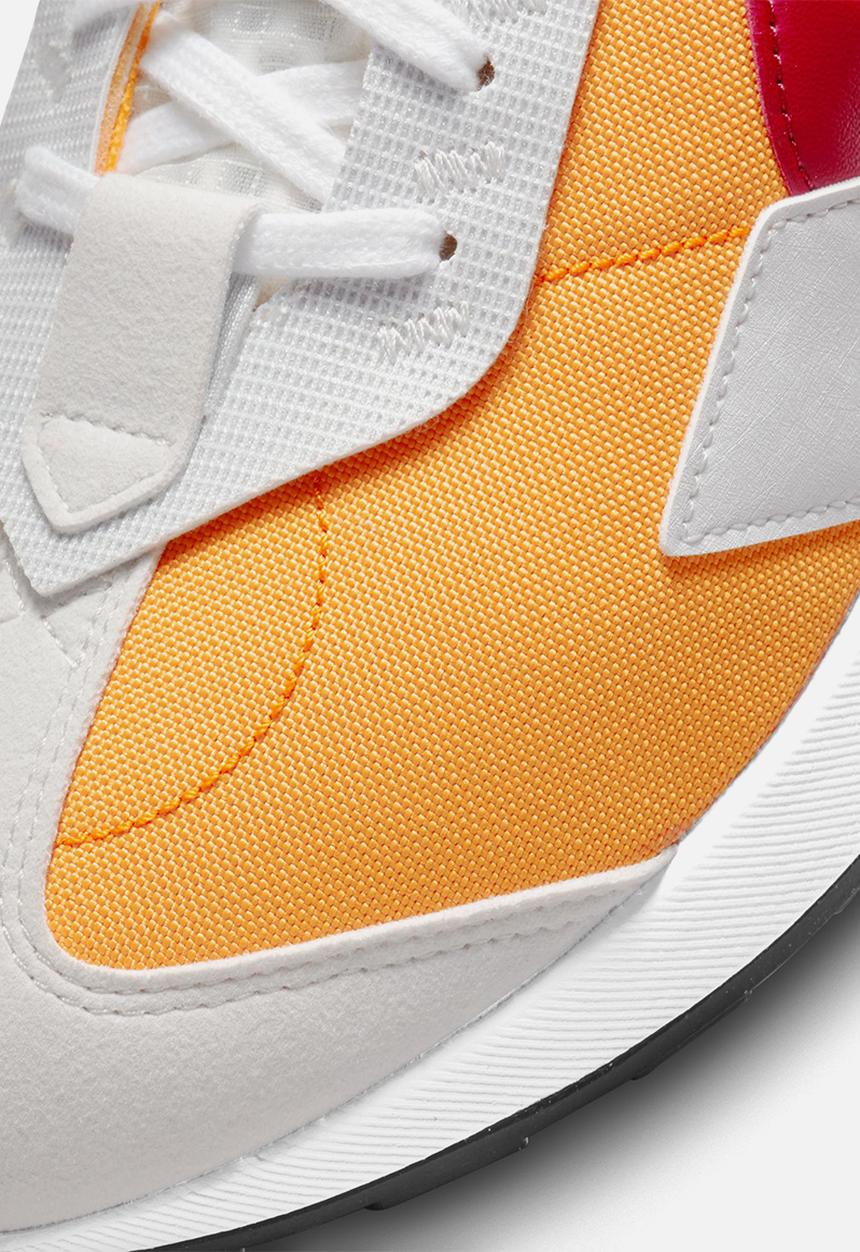 Nike - Air max pre-day - kumquat/pomegranate-photon dust-white