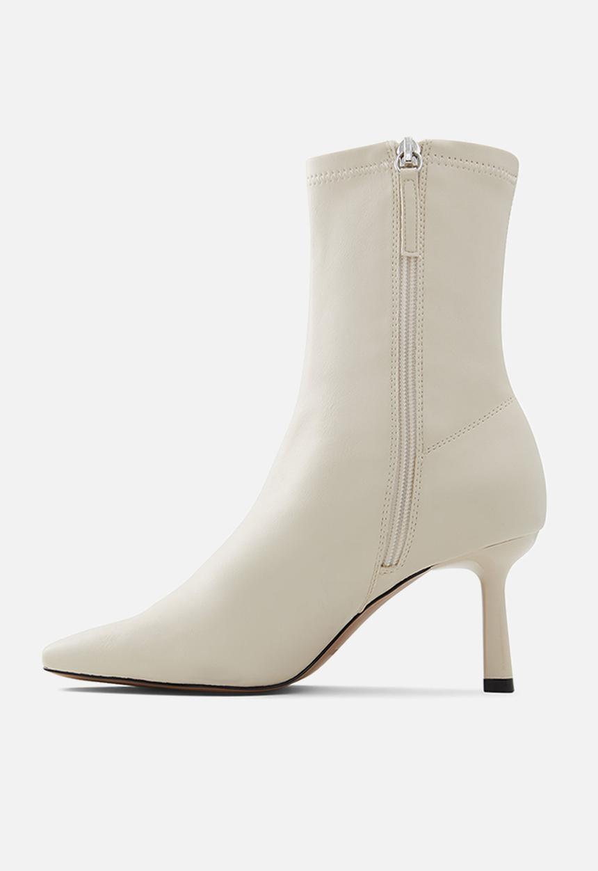 Call It Spring - Alessiaa boot - ice