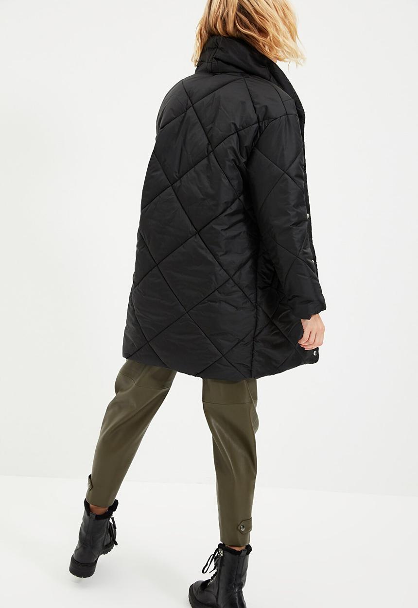 Trendyol - Oversize quilted down jacket - black
