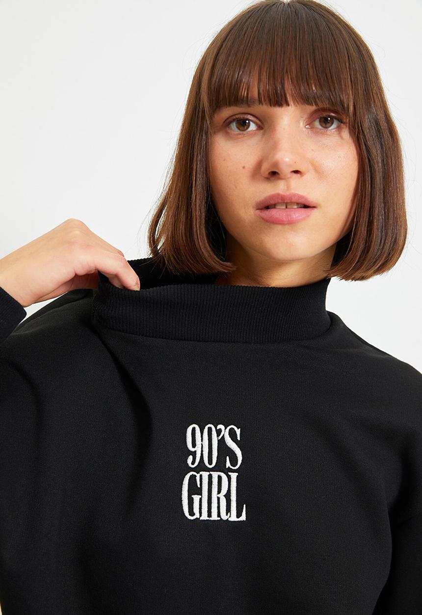 Trendyol - Embroidery basic knit  sweatshirt - black