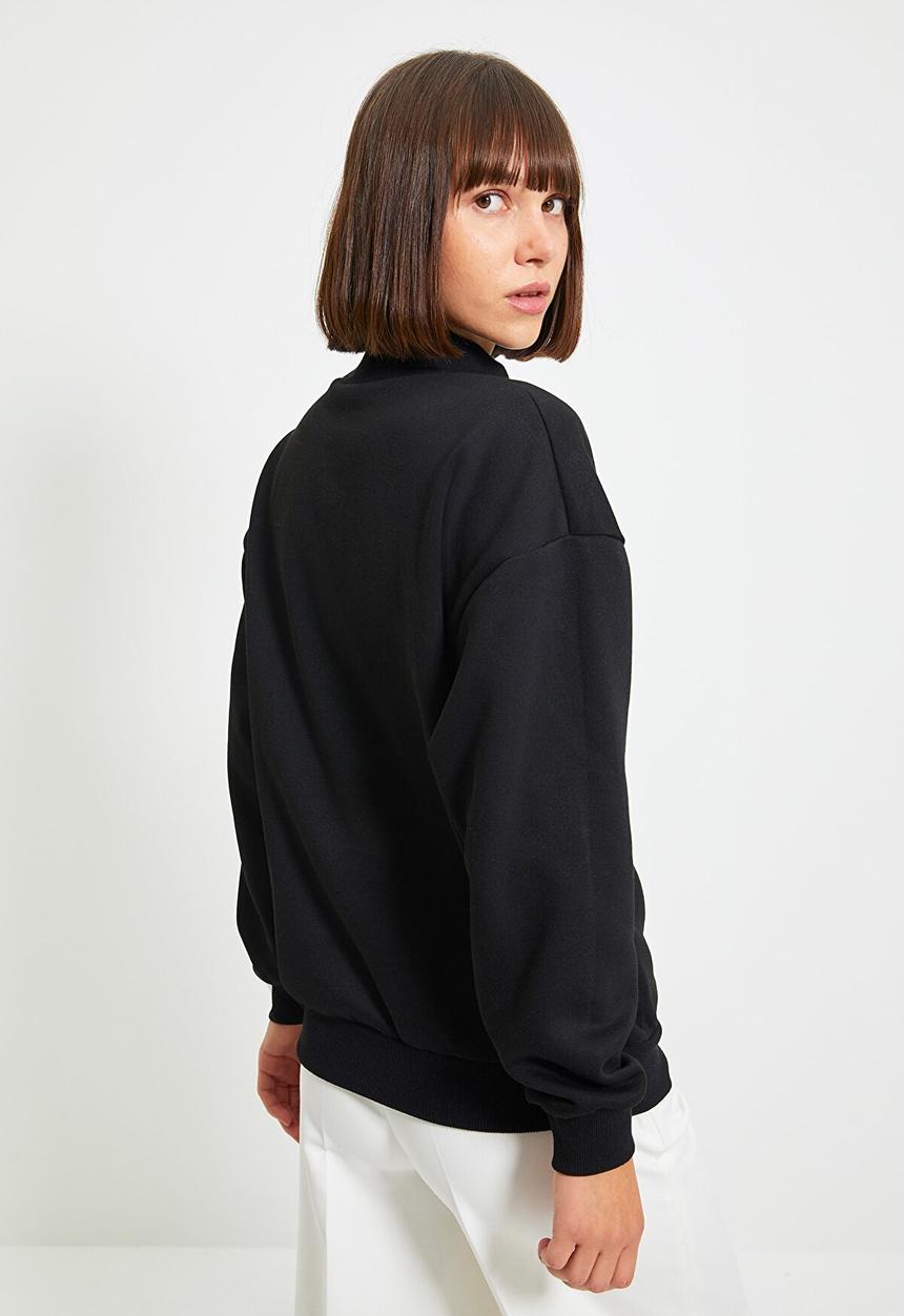 Trendyol - Embroidery basic knit  sweatshirt - black