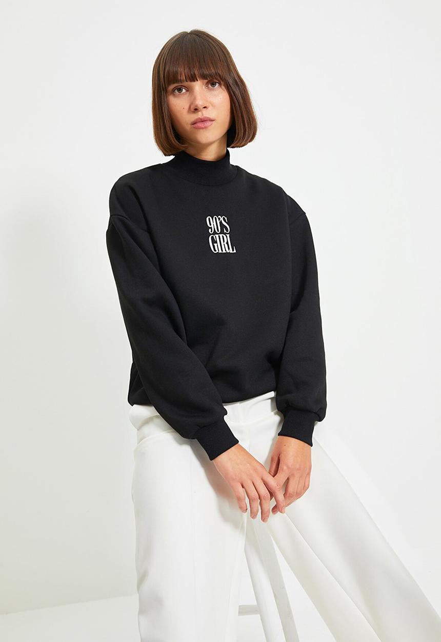 Trendyol - Embroidery basic knit  sweatshirt - black