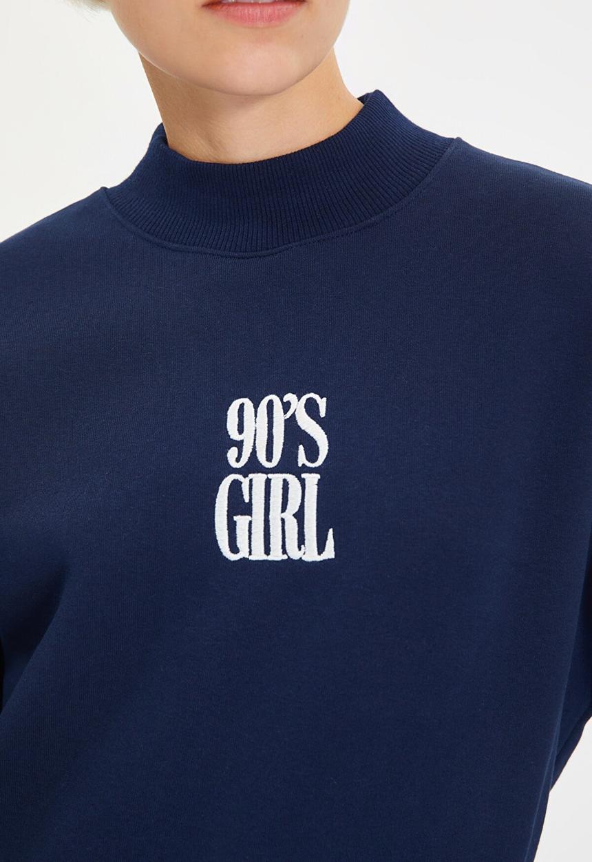 Trendyol - Embroidery basic knit  sweatshirt - navy