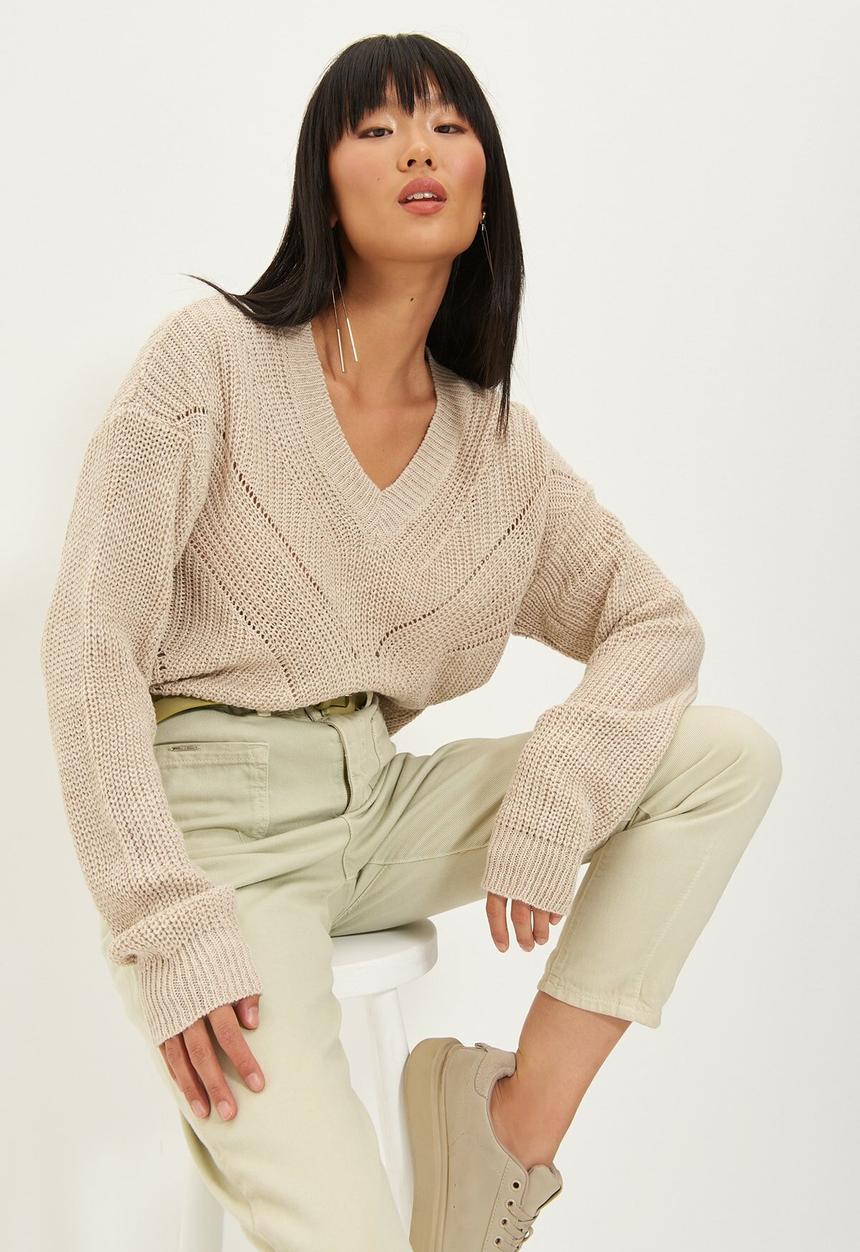 Trendyol - V neck knitwear sweater - beige