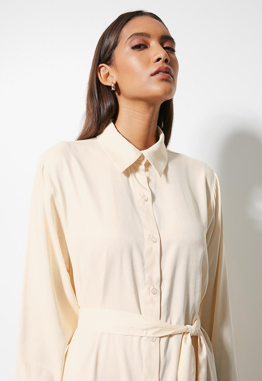 VELVET - Luxe longline dress shirt - white swan