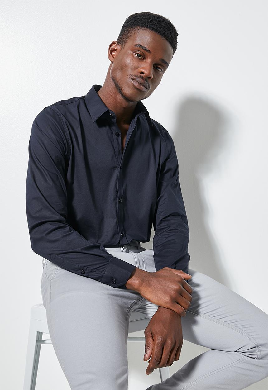 Superbalist - Slim fit cotton stretch poplin shirt - navy