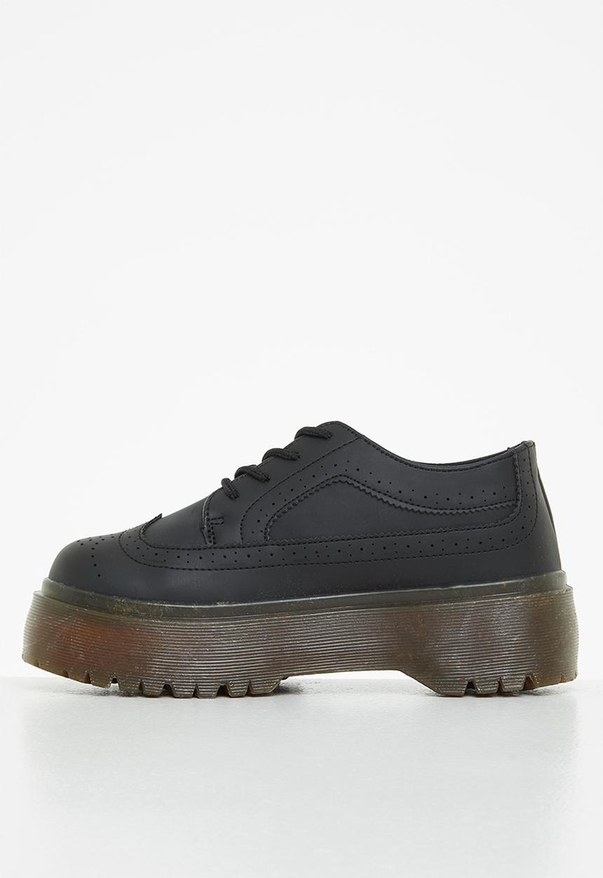 Jada - Chunky flatform derby - black
