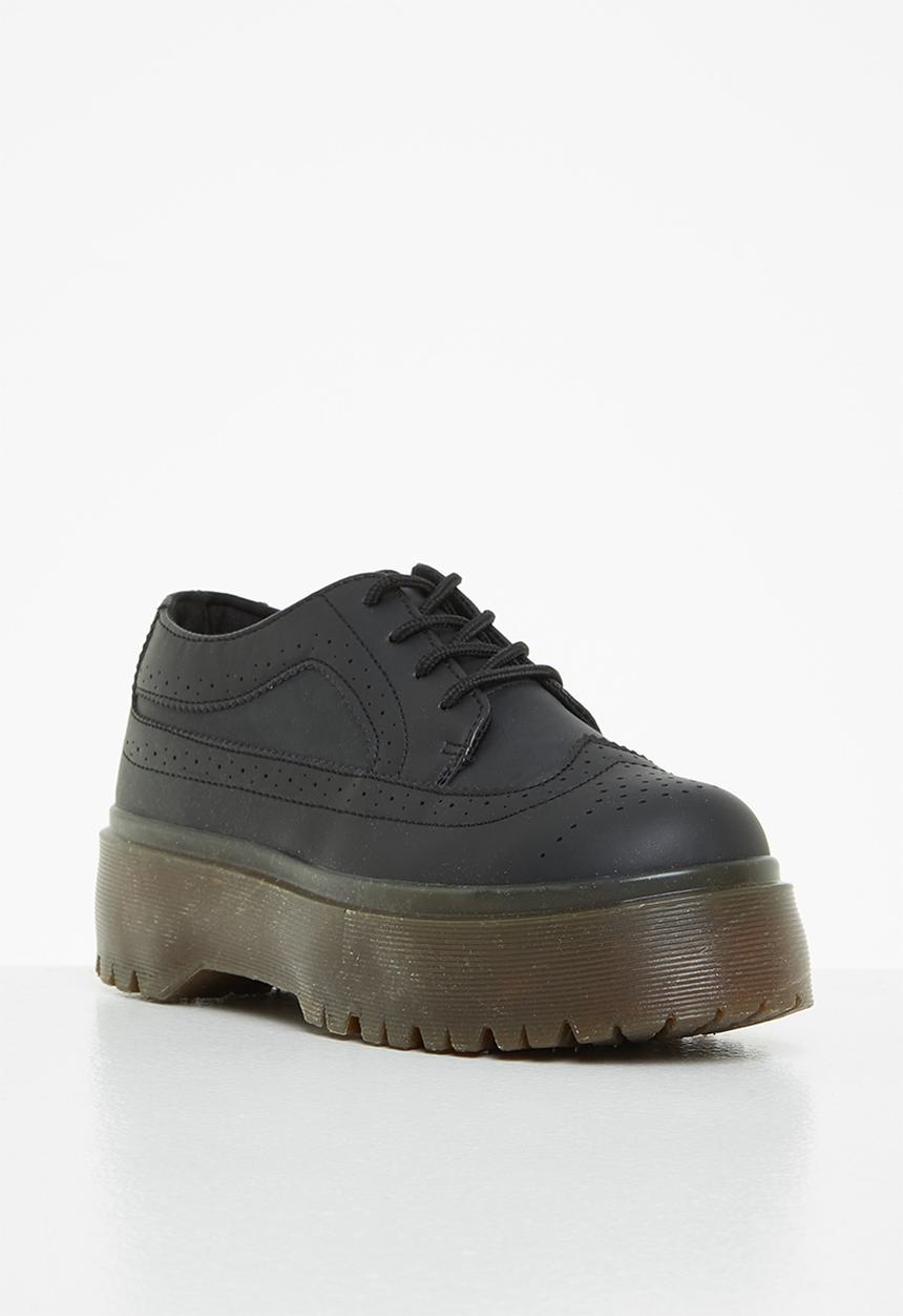 Jada - Chunky flatform derby - black