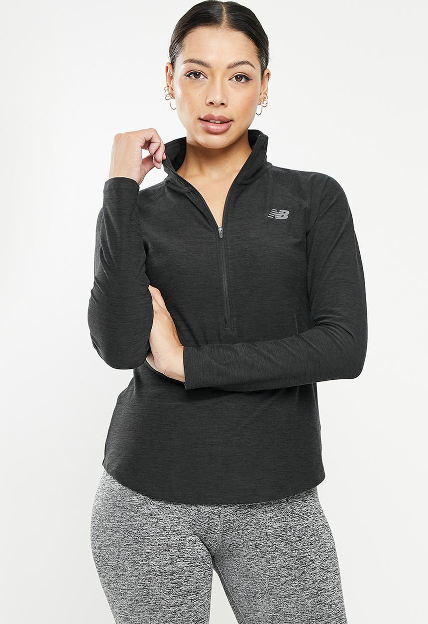 New Balance  - Classic 1/2 zip thru sweat - black