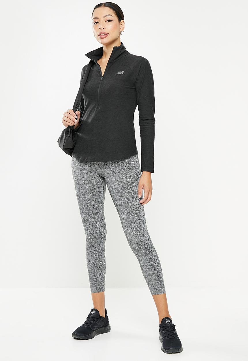 New Balance  - Classic 1/2 zip thru sweat - black