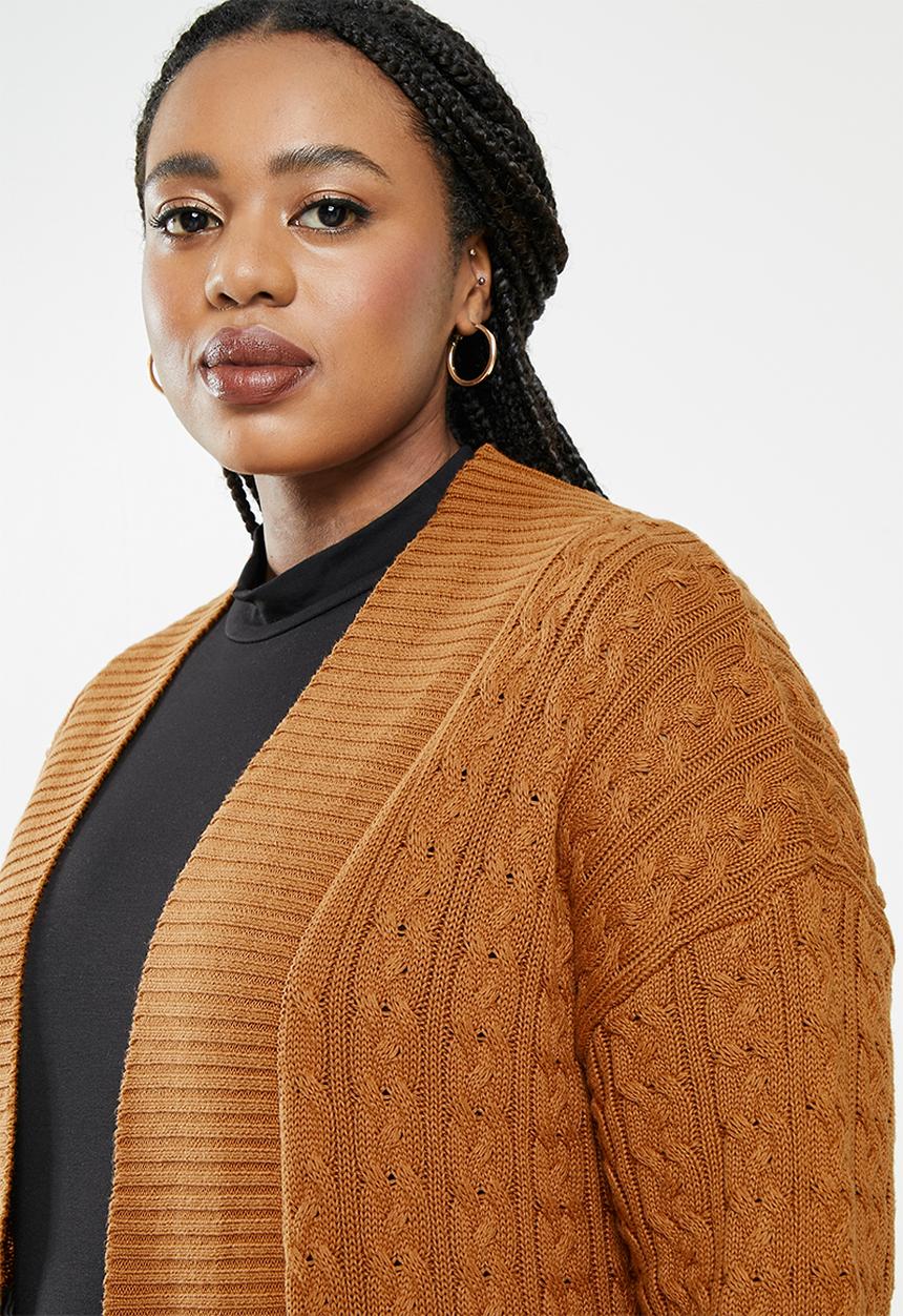 Glamorous - Plus full length cable cardi - rust