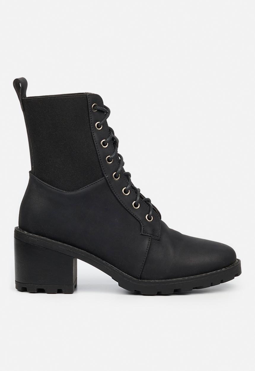 Butterfly Feet - Kylah 1 lace up ankle boot - black