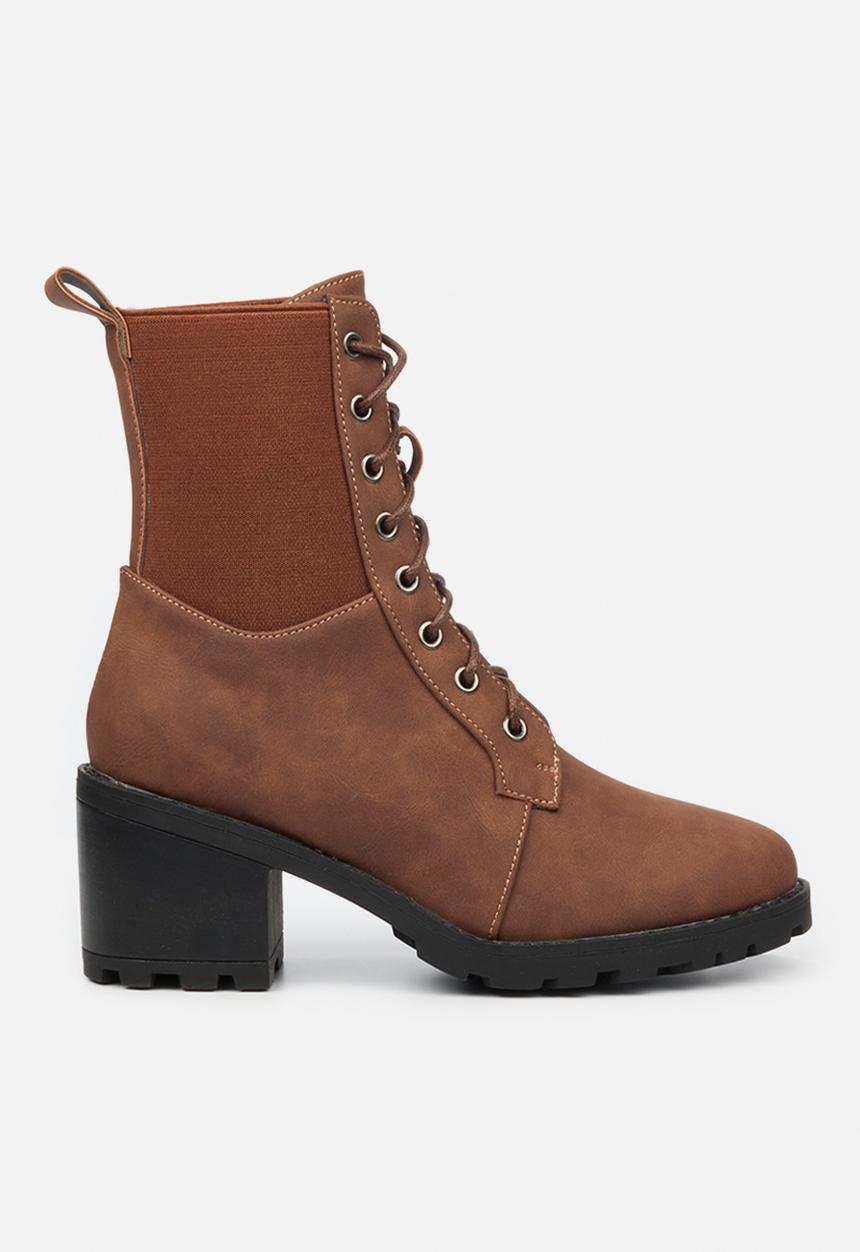 Butterfly Feet - Kylah 1 lace up ankle boot - chocolate