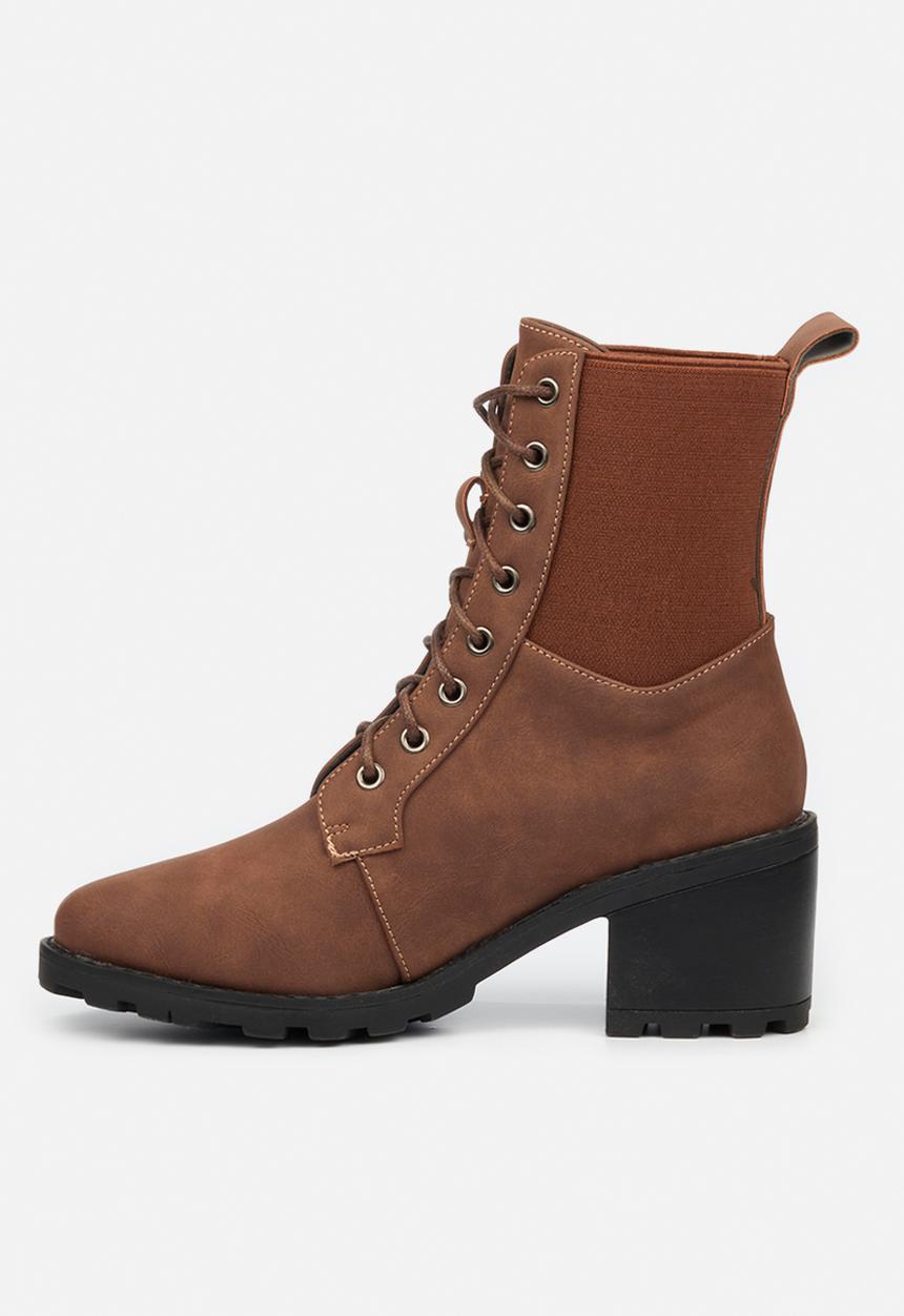 Butterfly Feet - Kylah 1 lace up ankle boot - chocolate