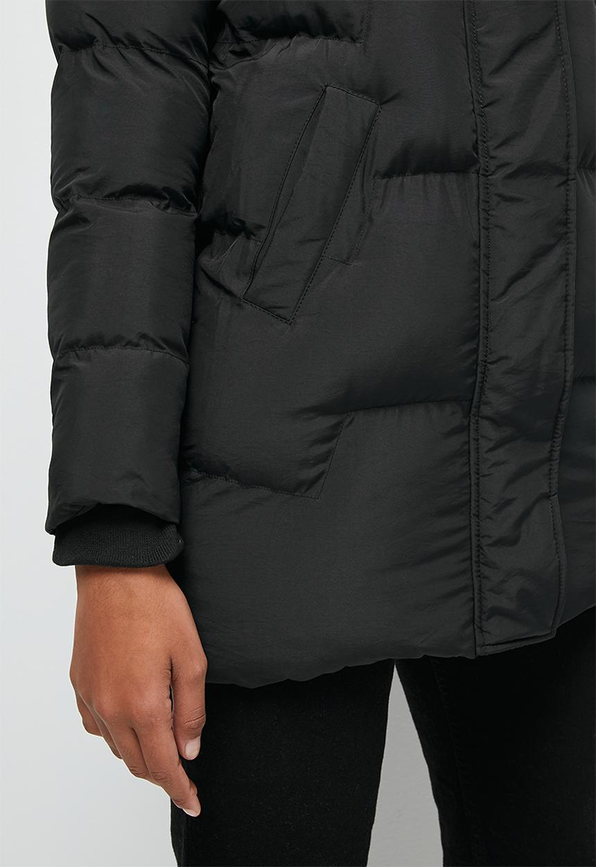 edit - Quilted hooded puffer jacket - black