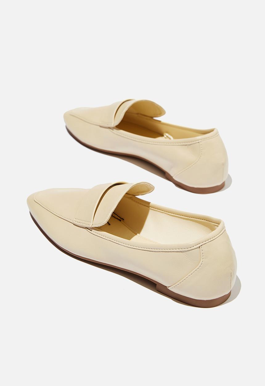 Cotton On - Classic slim loafer - ivory 