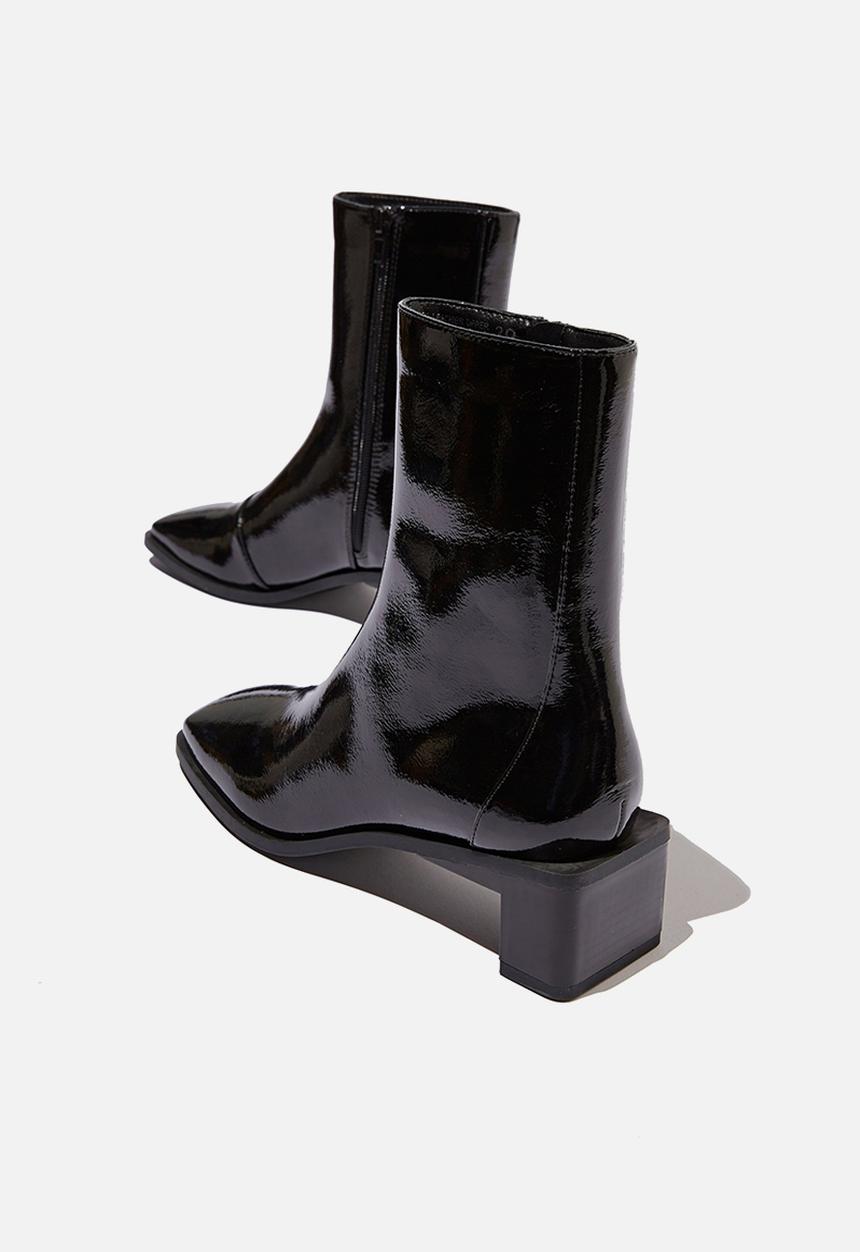 Cotton On - Andie square toe boot - black patent 