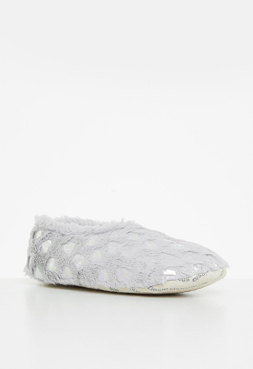 snoozies!® - Soft heart slipper - grey