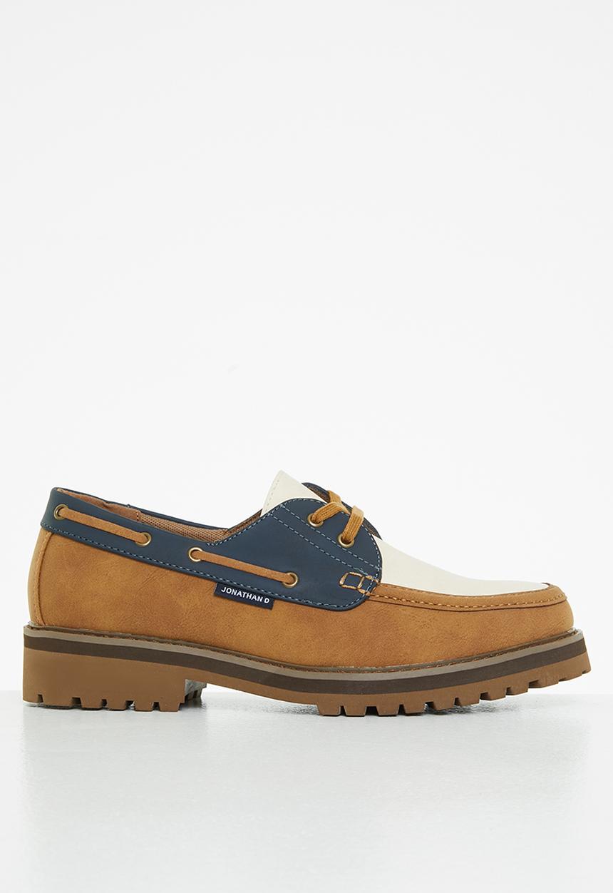 Jonathan D - J boat - brown & navy