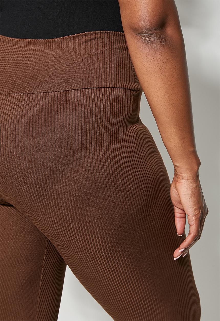 Superbalist - 7/8 rib legging - choc