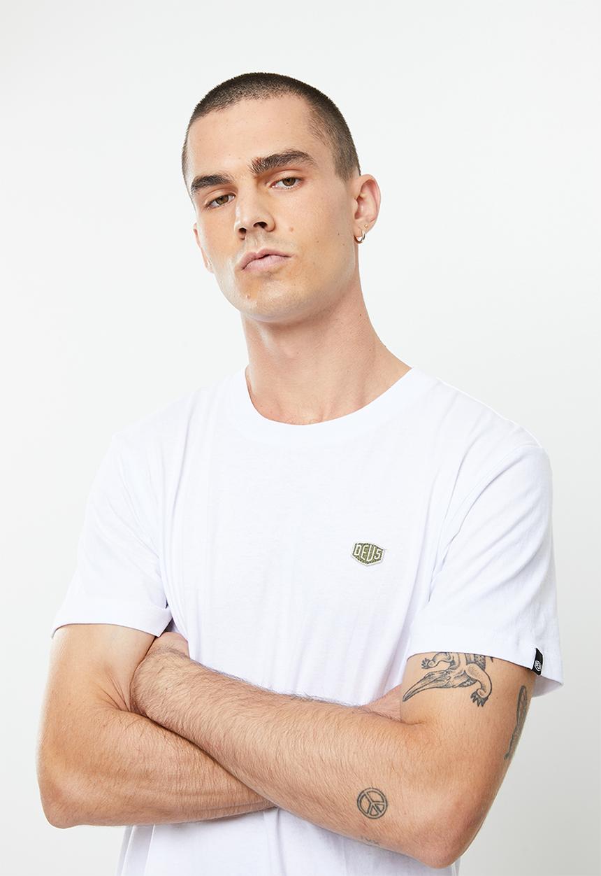 Deus Ex Machina - Shield standard tee - white