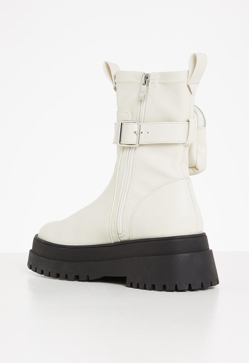 Public Desire - Thought wide fit chunky sole ankle boot - bone