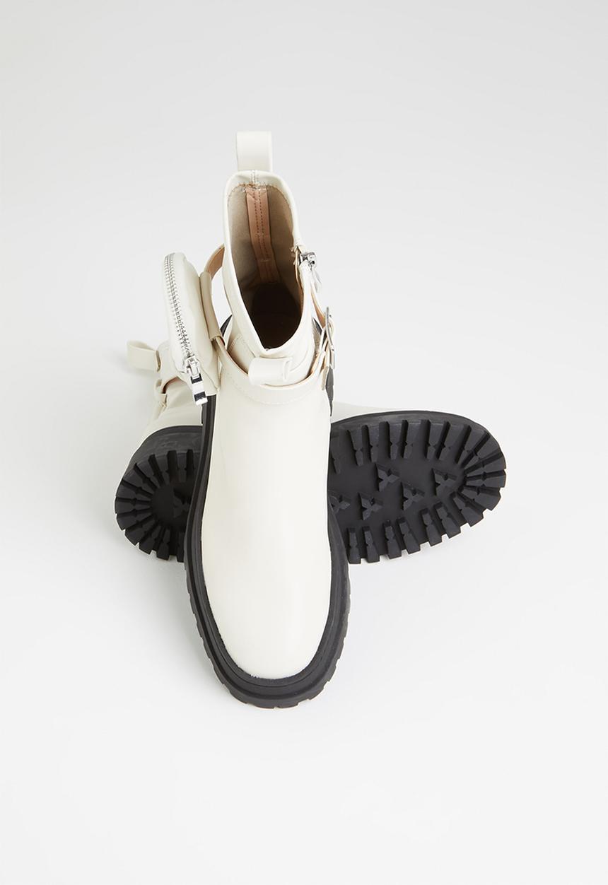 Public Desire - Thought wide fit chunky sole ankle boot - bone