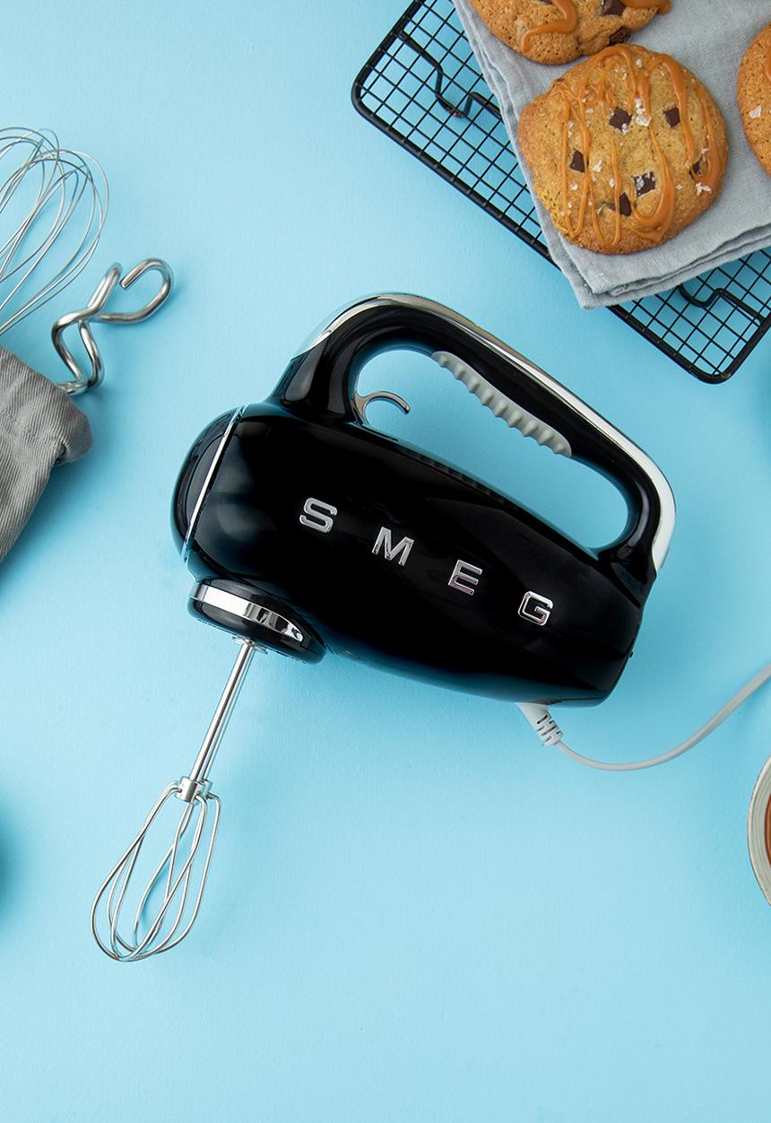 smeg - Hand mixer glossy - black