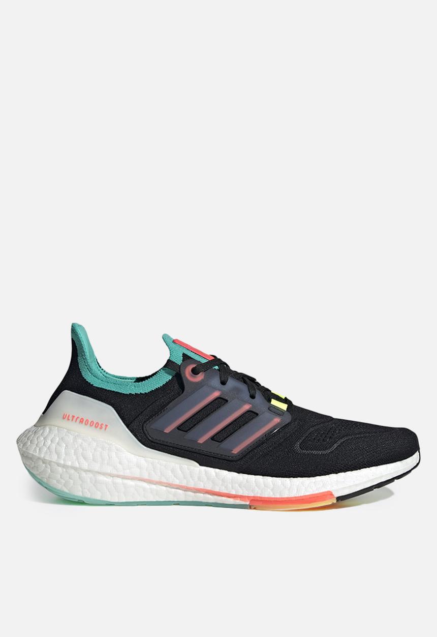 adidas Performance - Ultraboost 22 - core black/turbo/mint rush
