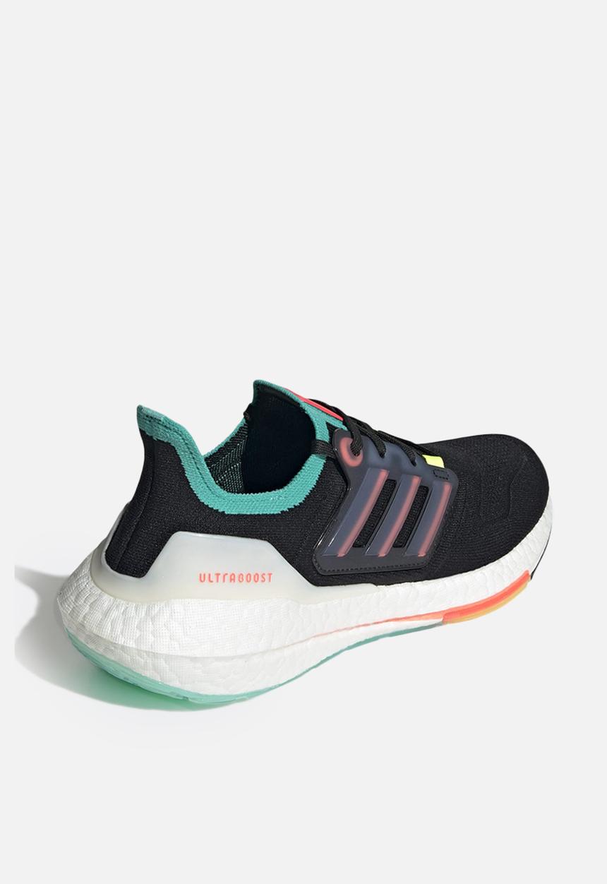 adidas Performance - Ultraboost 22 - core black/turbo/mint rush