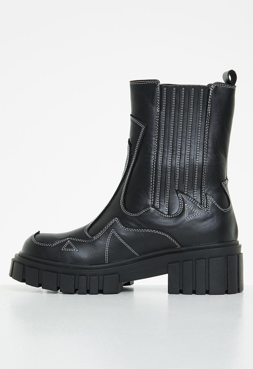 Public Desire - Farfetch chunky ankle boot - black