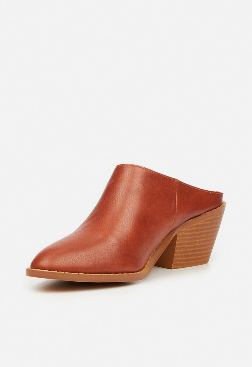 Butterfly Feet - Saddle mule heel - tan