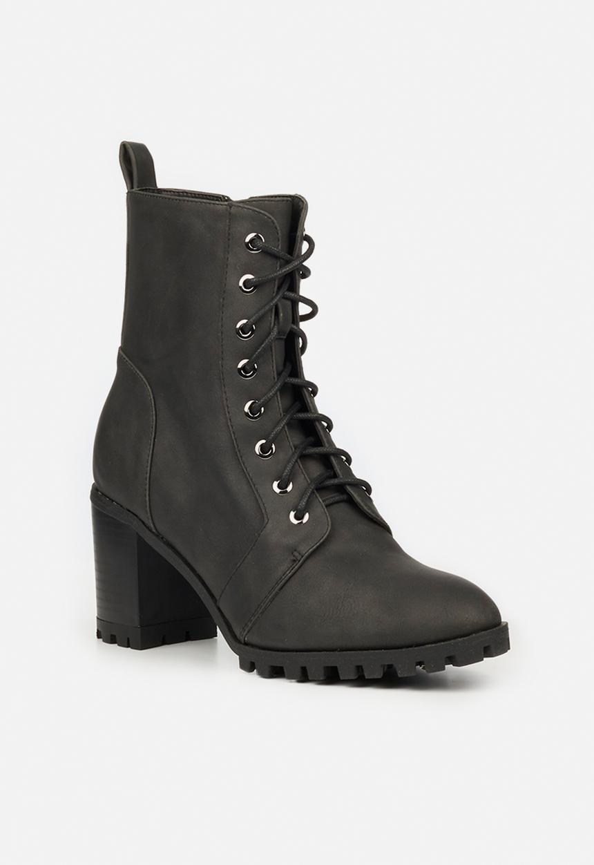 Butterfly Feet - Tallie lace up ankle boot - black