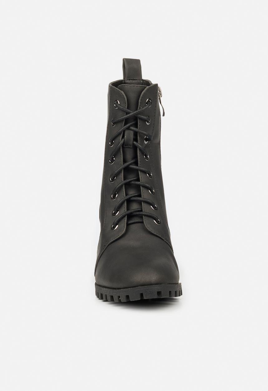 Butterfly Feet - Tallie lace up ankle boot - black