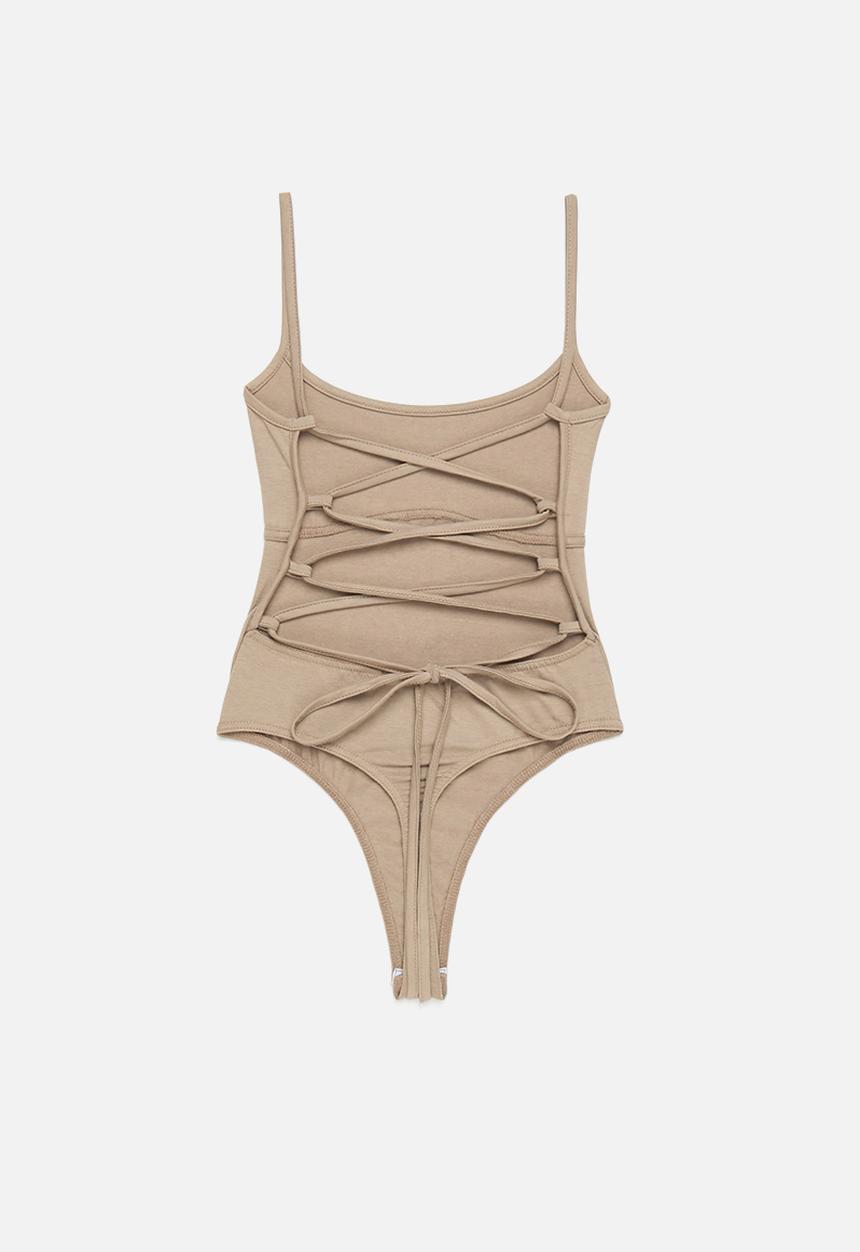 Missguided - Extreme lace up strappy bodysuit - mocha