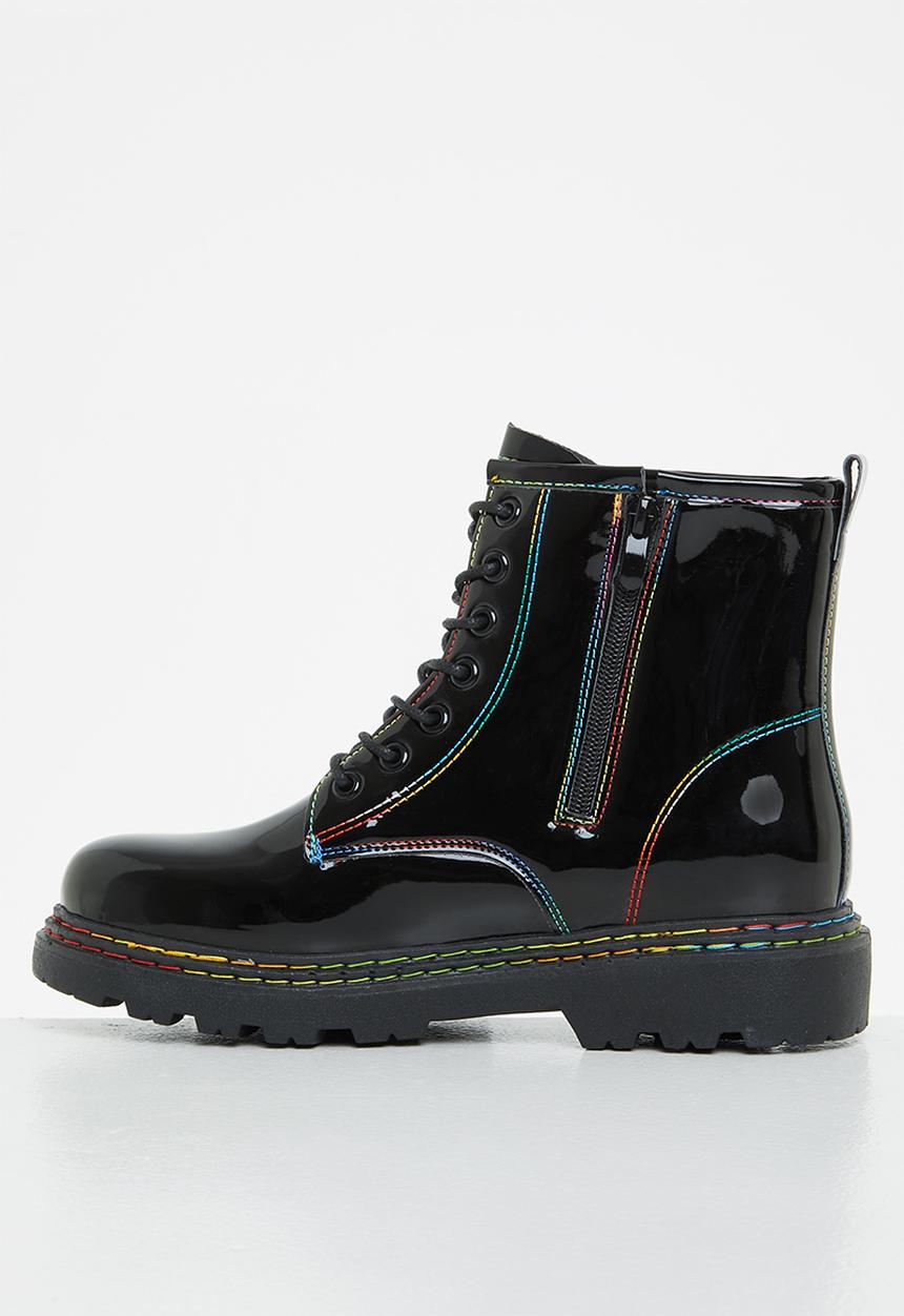Plum - Conica lace-up boot - black