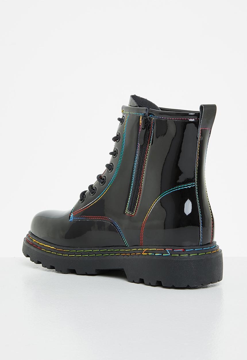 Plum - Conica lace-up boot - black
