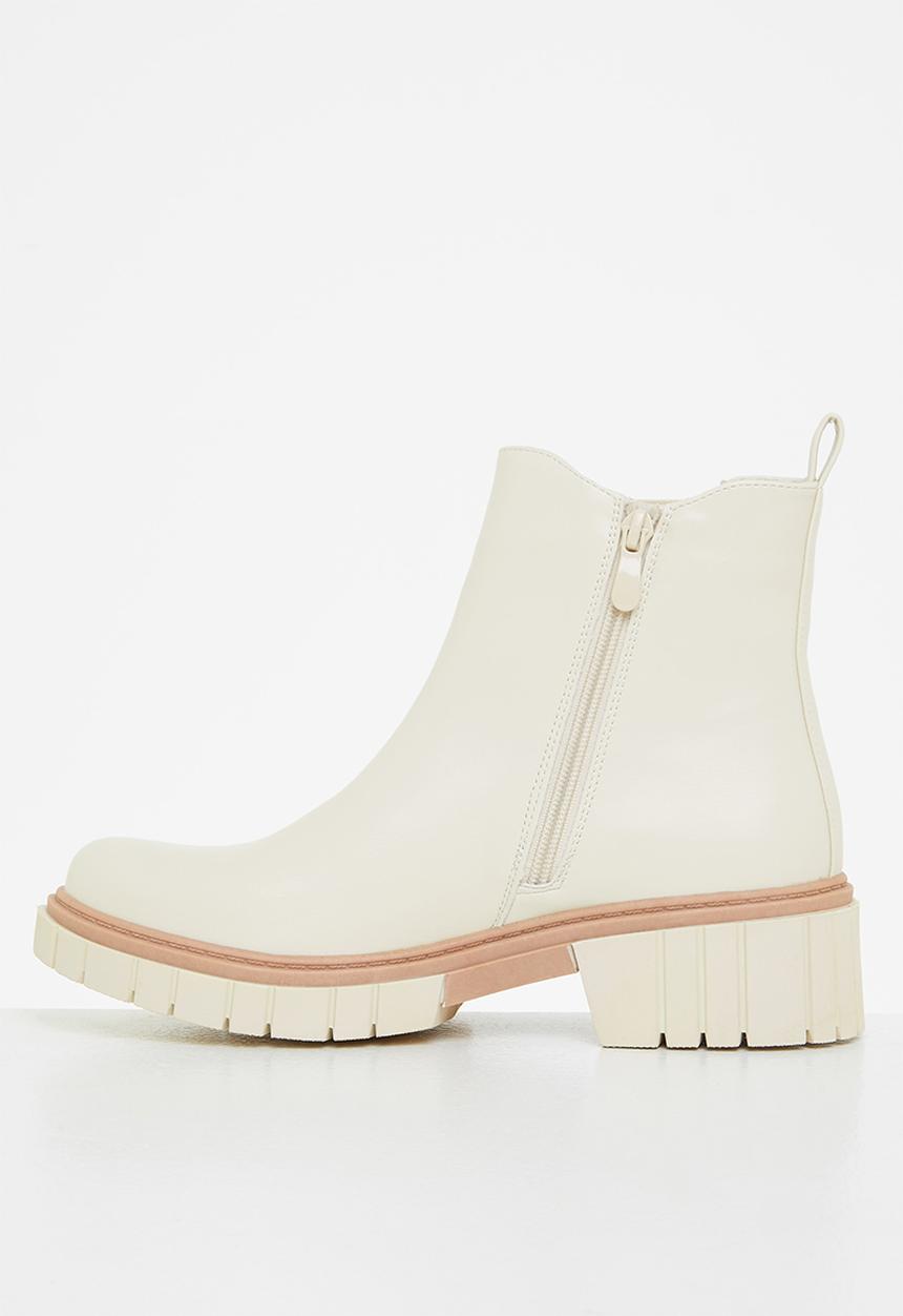 Plum - Legacy chunky chelsea boot - cream