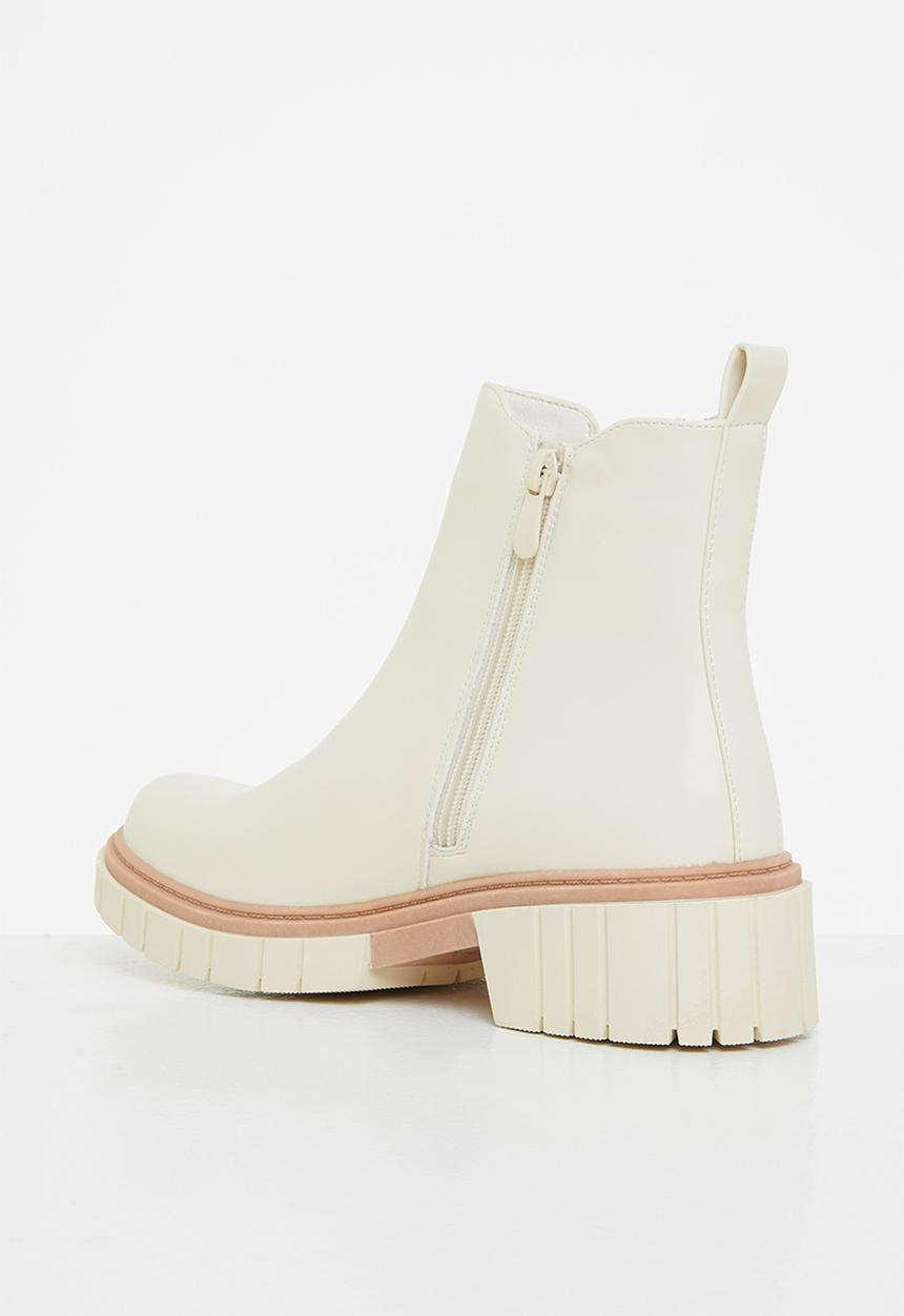 Plum - Legacy chunky chelsea boot - cream