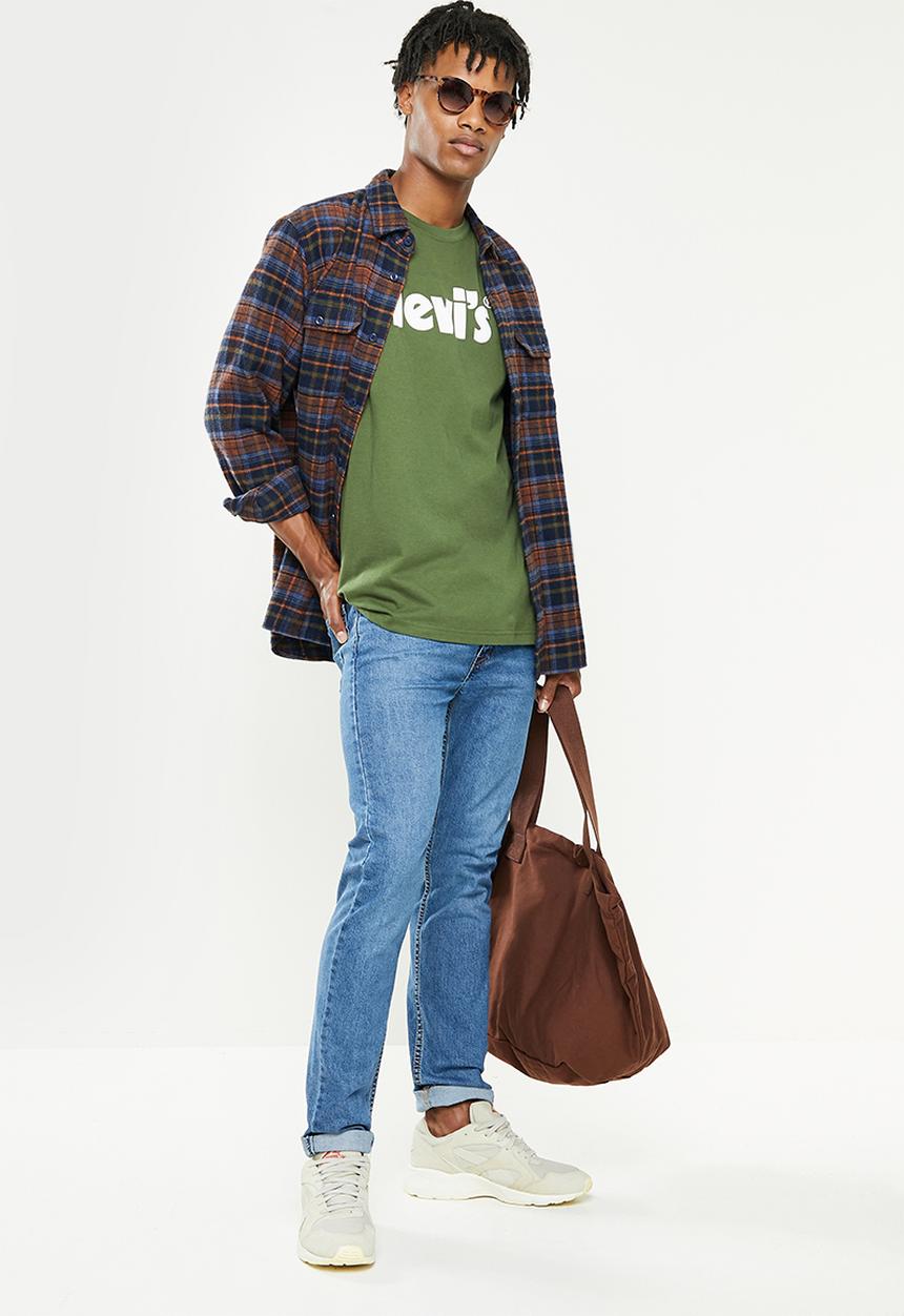 Levi’s® - Short sleeve relaxed fit tee poster logo - green