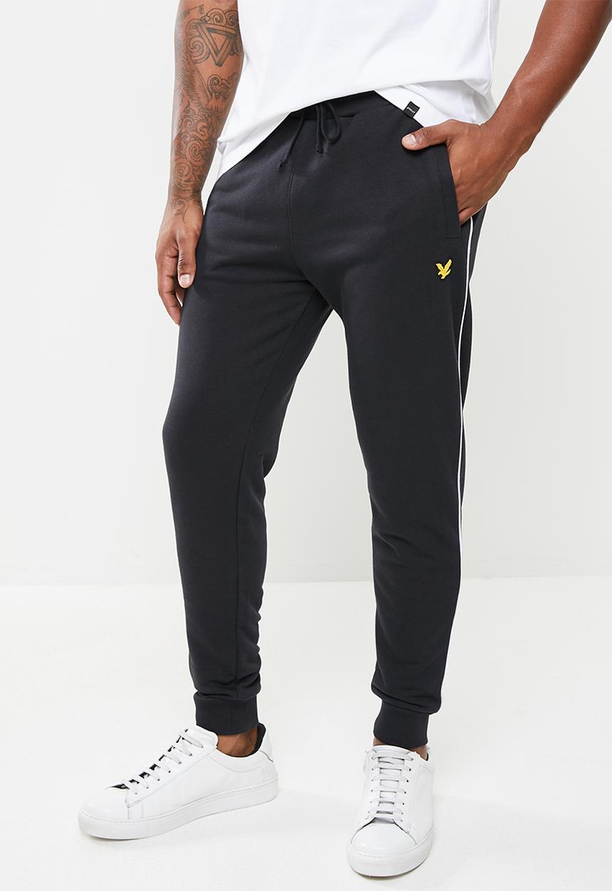 Lyle & Scott - Sweatpant with contrast piping -Black