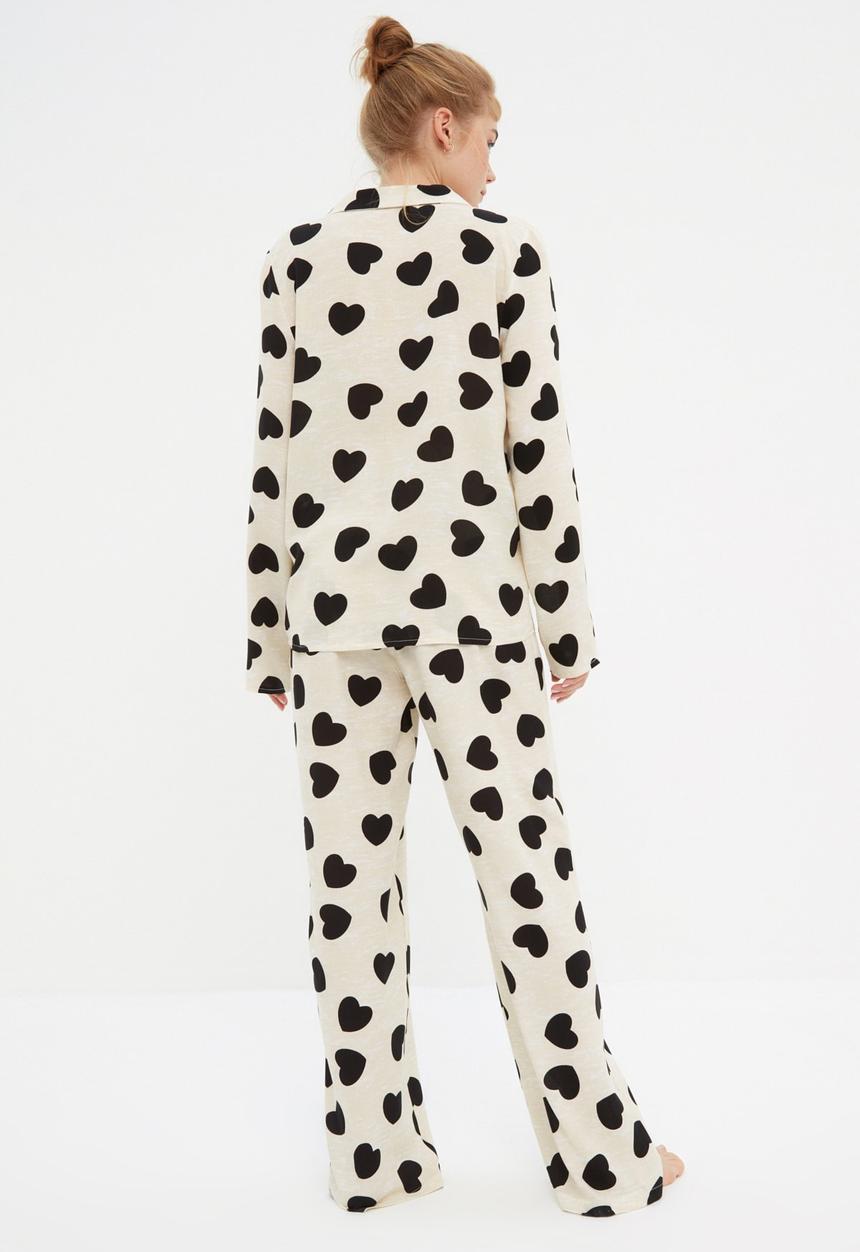 Trendyol - Heart woven pajamas set - ecru