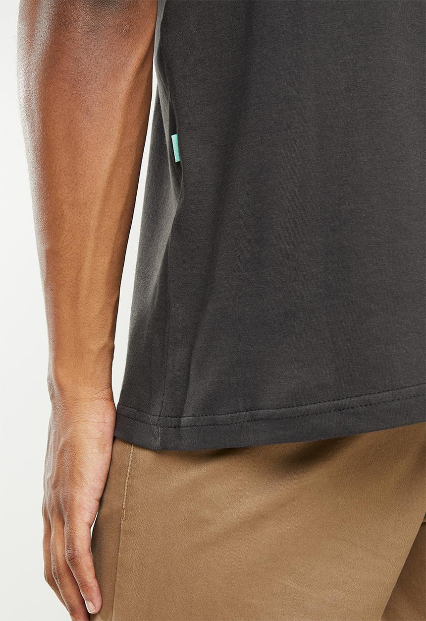 Vissla  - Mfg co. pocket tee - phantom