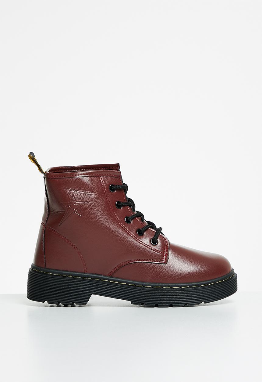 SOVIET - K zoe - oxblood