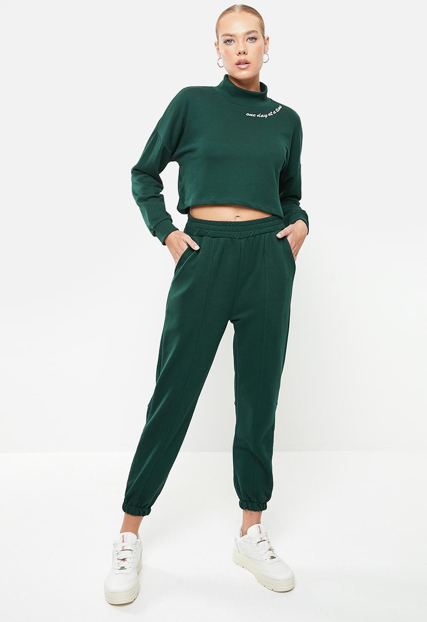 Trendyol - Embroidery detailed crop knitted tracksuit  - emerald